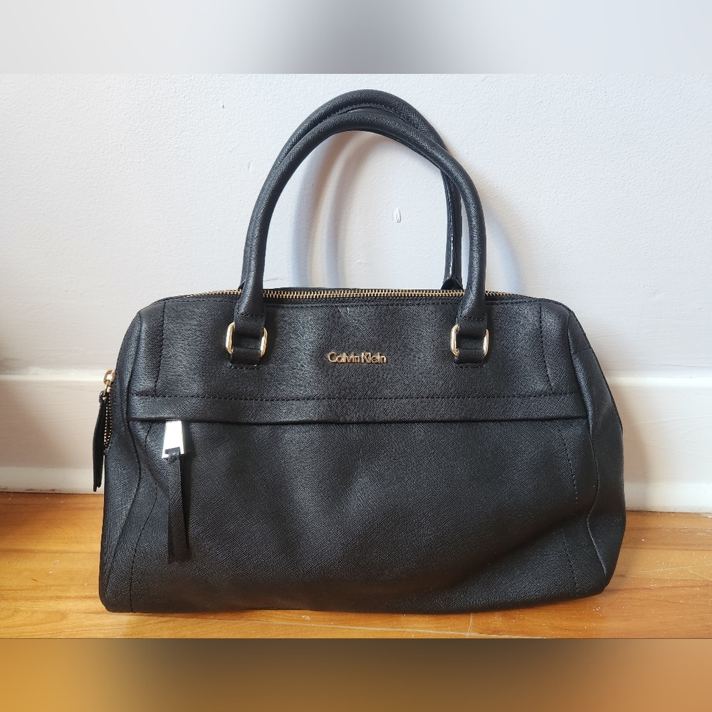 Calvin Klein Leather Handbag